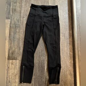 Lululemon Black Leggings with Logo